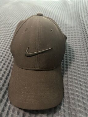 Nike Black Embroidered Swoosh Cap